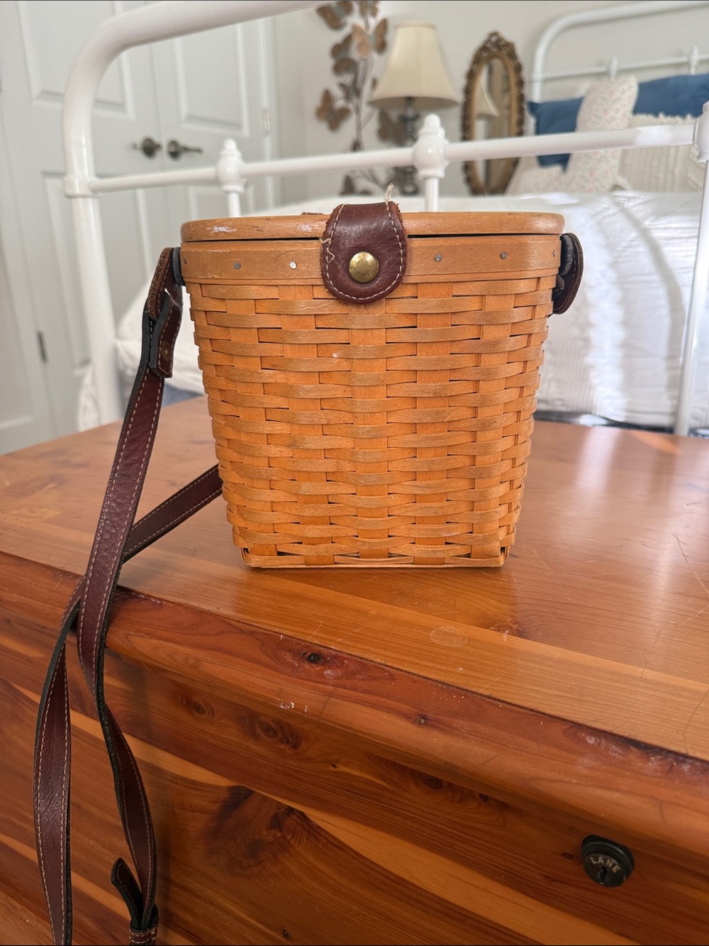 Longaberger Country Estate Collection Large Saddlebrook Basket